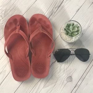 Ugg sandals/flip flops
